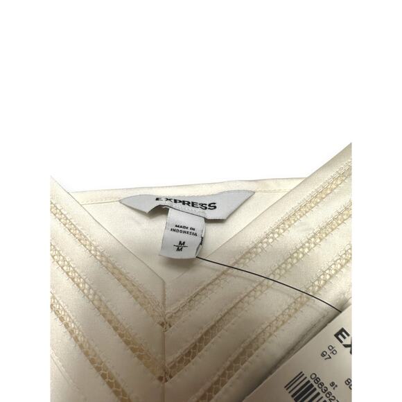 NWT Express Ivory Satin Chevron Detail Cami Top Size Medium - Picture 5 of 10